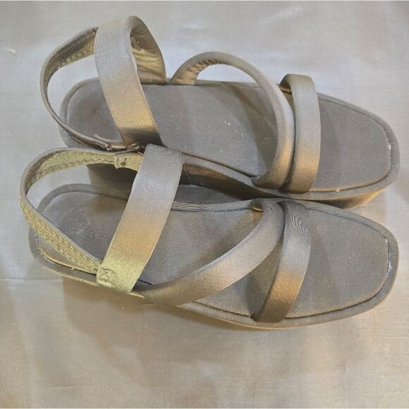 BRAND NEW FOREVER 21 ROUND-TOE ESPADRILLE WEDGE PLATFORM SANDAL - Picture 4 of 14